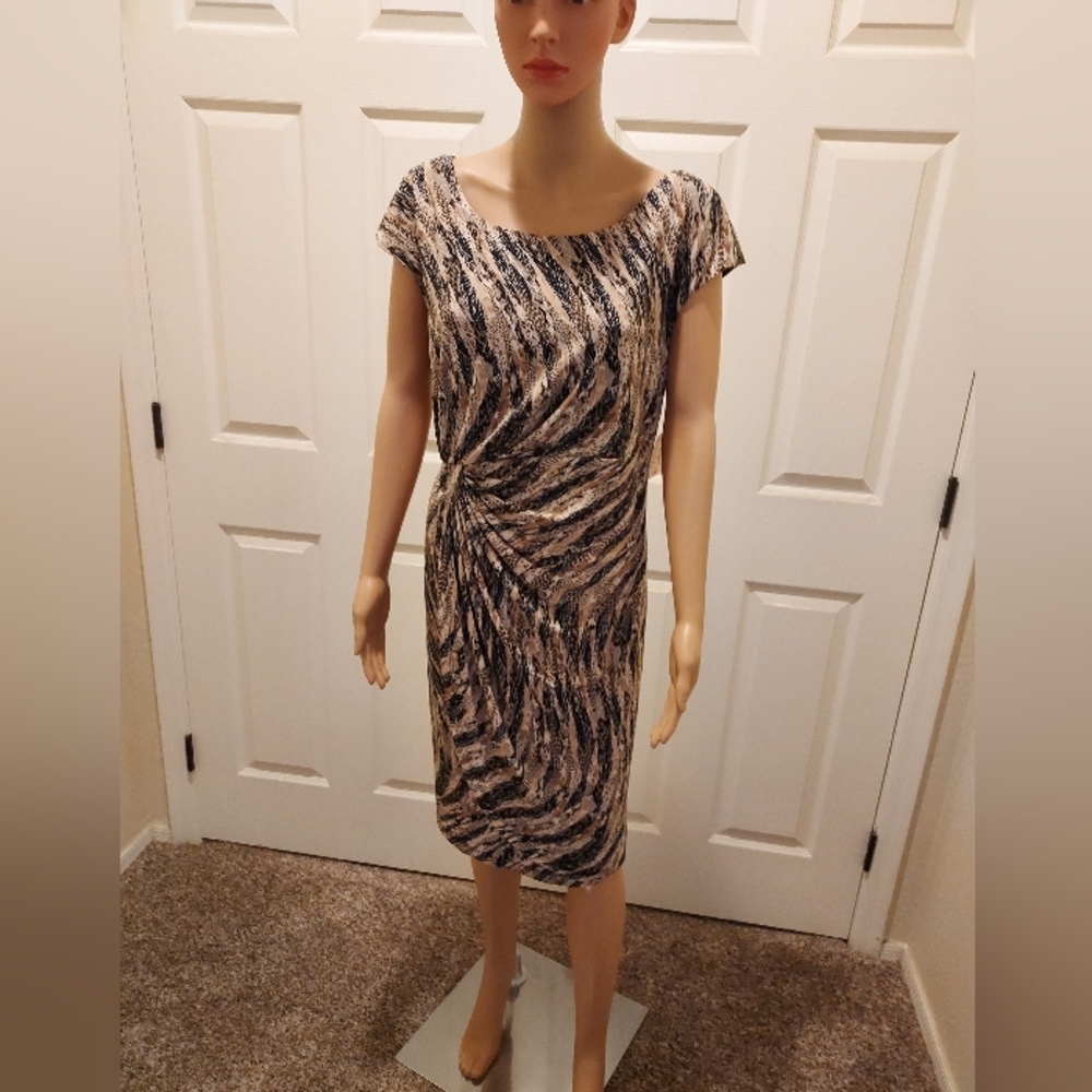 Dress Barn  animal print dress, sz 14w NWT